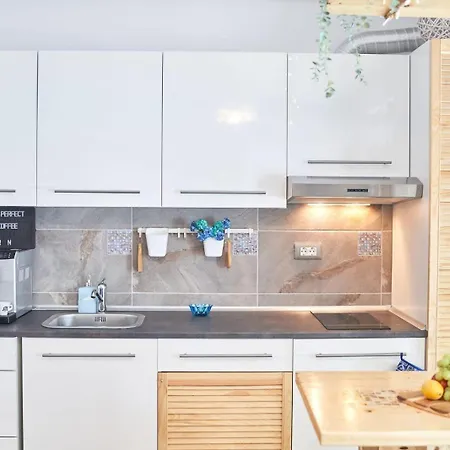 Apartman Three Lights By Alz