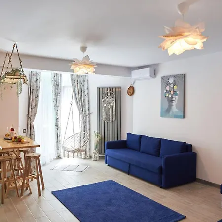 Three Lights By Alz Apartman Năvodari