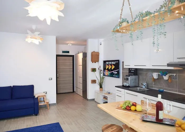 Three Lights By Alz Năvodari